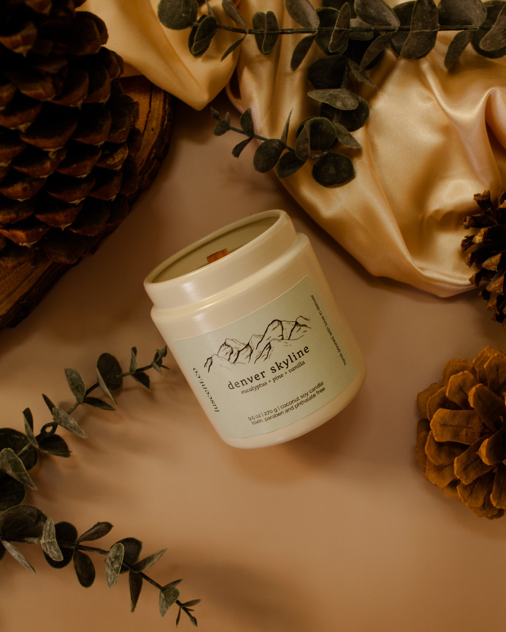 denver skyline | eucalyptus + pine + vanilla